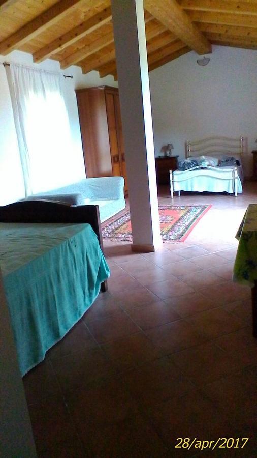Farm Stay Gli Oleandri Loiri Porto San Paolo エクステリア 写真